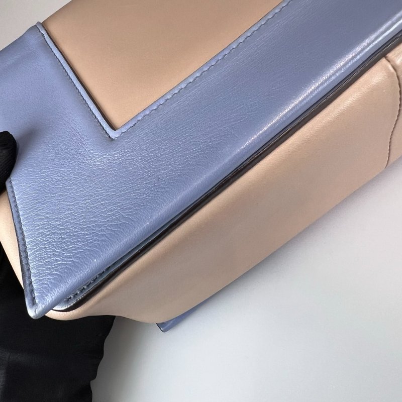 CELINE  霧霾藍拚奶茶FRAME肩背包-12