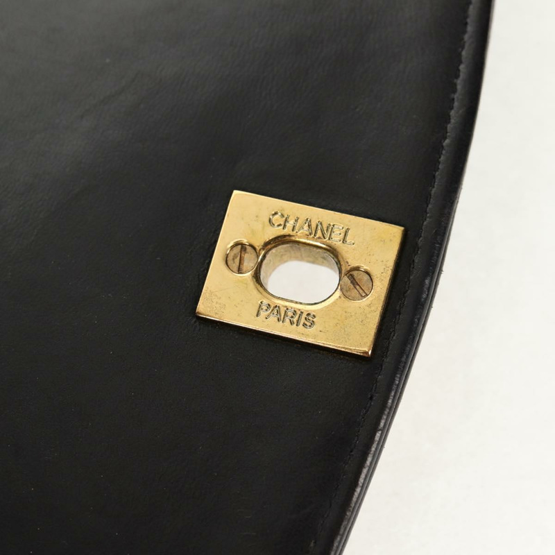 【日本直送】香奈兒 (CHANEL) 絎縫鏈條 Diana 單肩包，羊皮材質，黑色，金色雙 C 標誌，正品編號 147913V-8