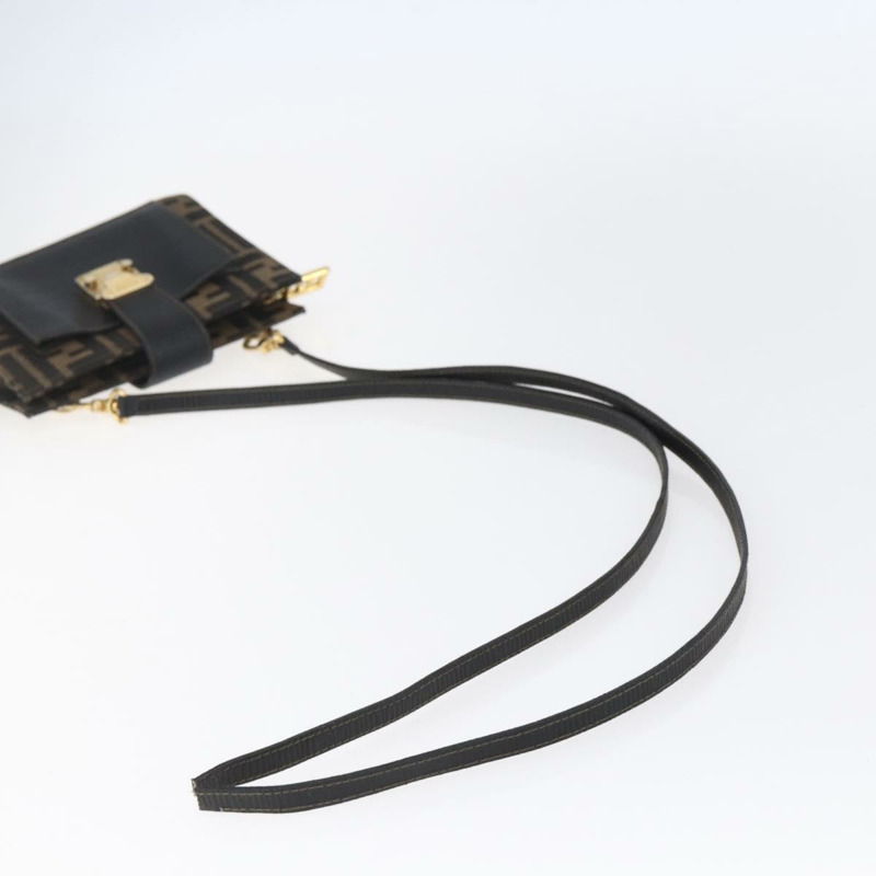 【日本直送】FENDI Zucca帆布Mamma Baguette單肩包 黑色棕色 正品 152381V-6