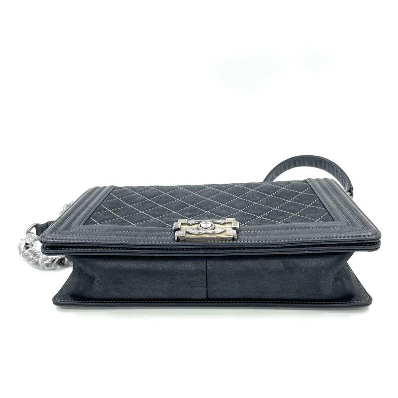 CHANEL BOY 25 medium-5