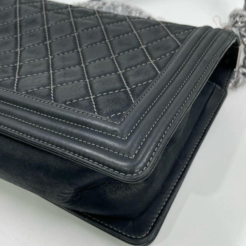 CHANEL BOY 25 medium-20