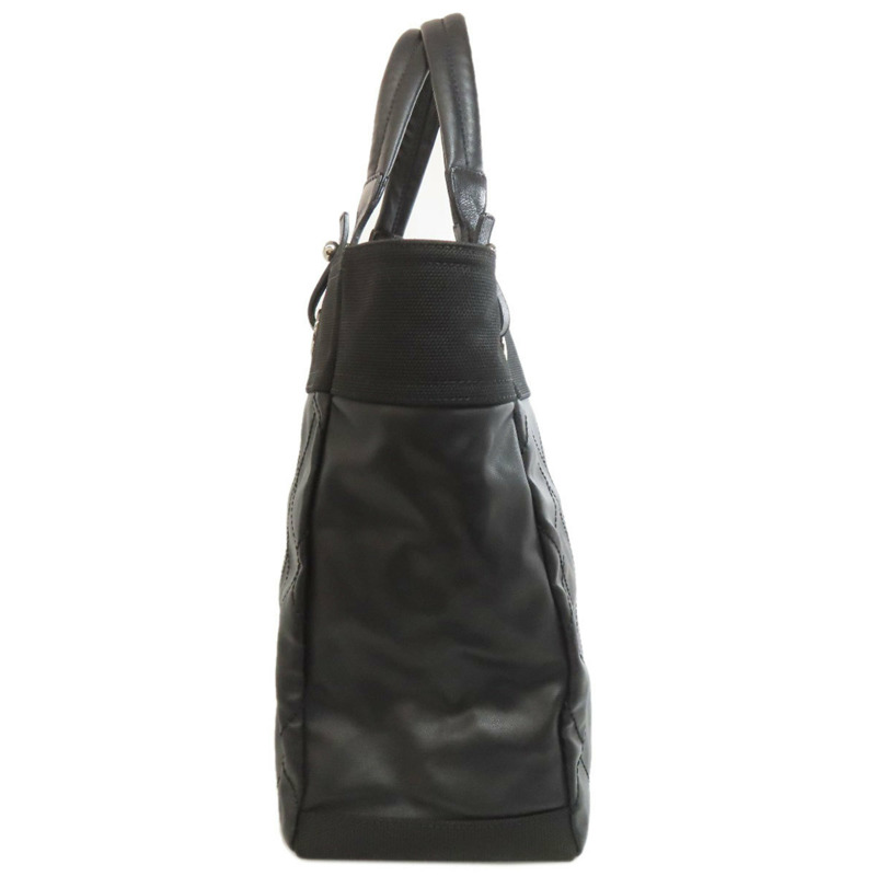 香奈兒女士 Pavillionaire MM 銀色五金小牛皮手提包-2