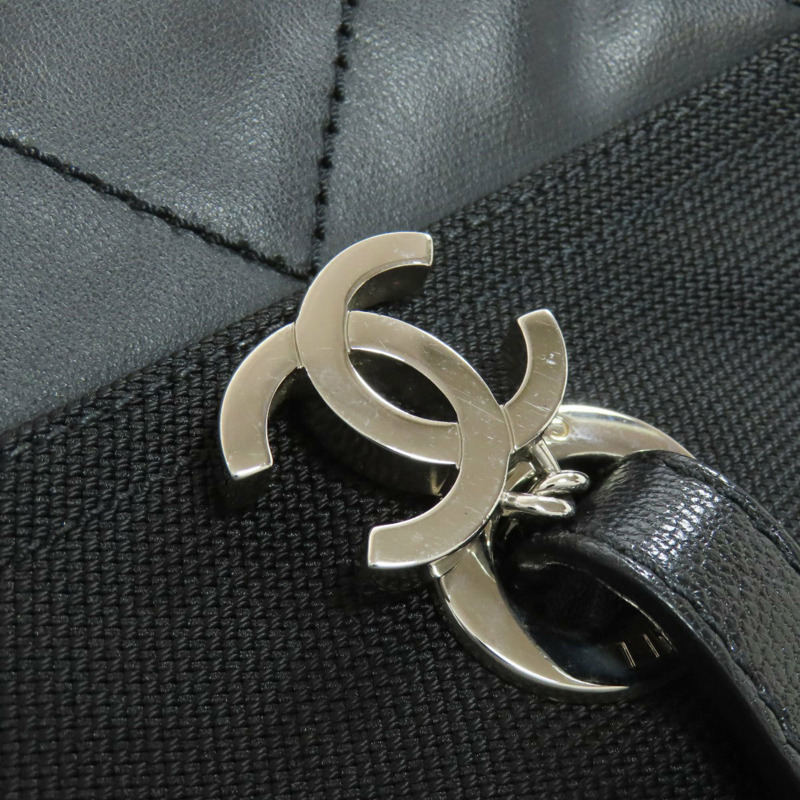 香奈兒女士 Pavillionaire MM 銀色五金小牛皮手提包-16