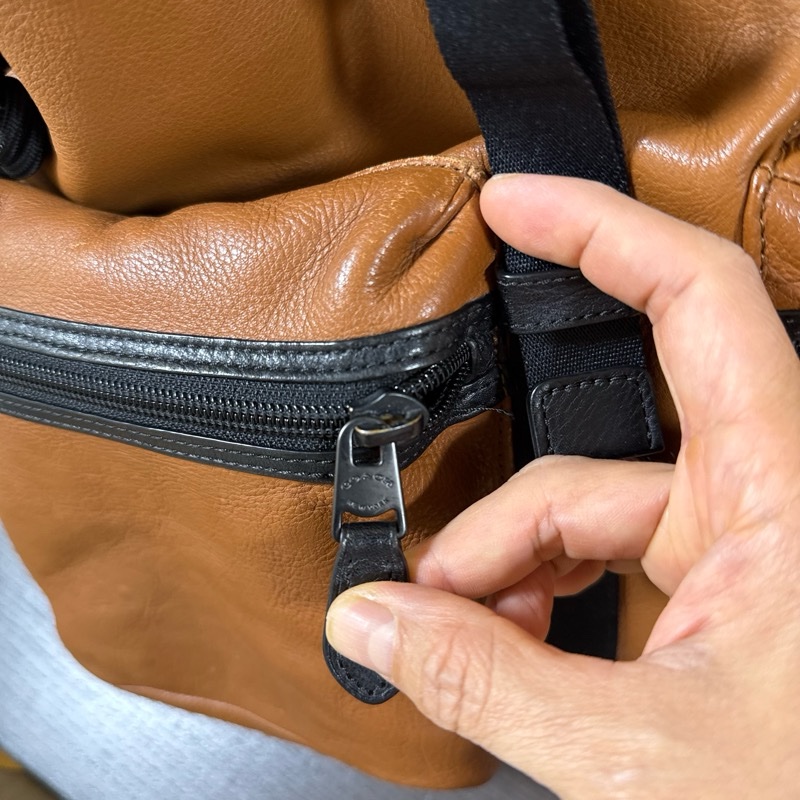 二手 COACH 牛皮後背包 公事包 辦公包 精品包 雙肩包 男用包-35