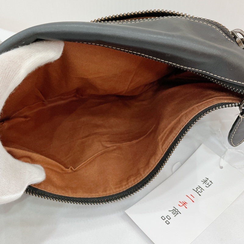 莉亞精品♡Coach 恐龍胸包 二手-14