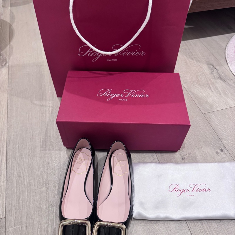 Rv 尖頭低跟鞋 黑色-1