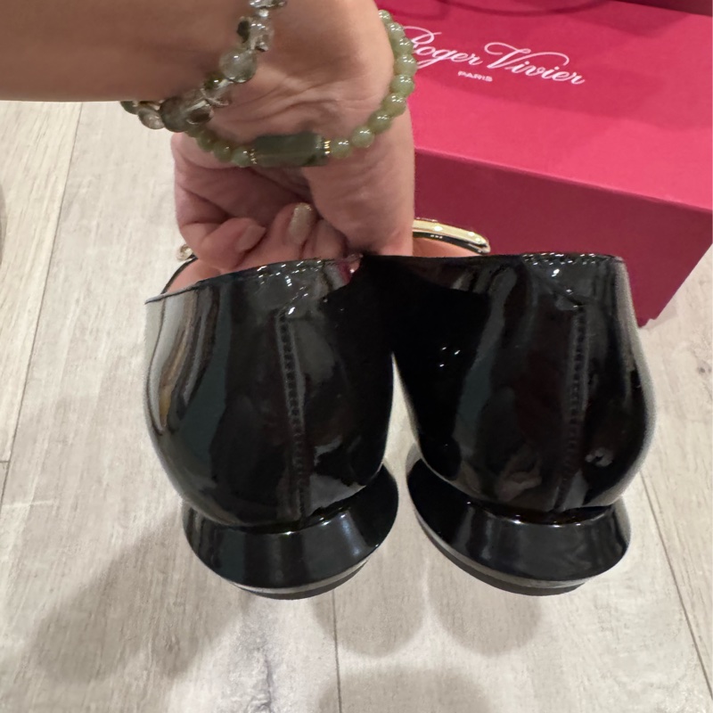 Rv 尖頭低跟鞋 黑色-12