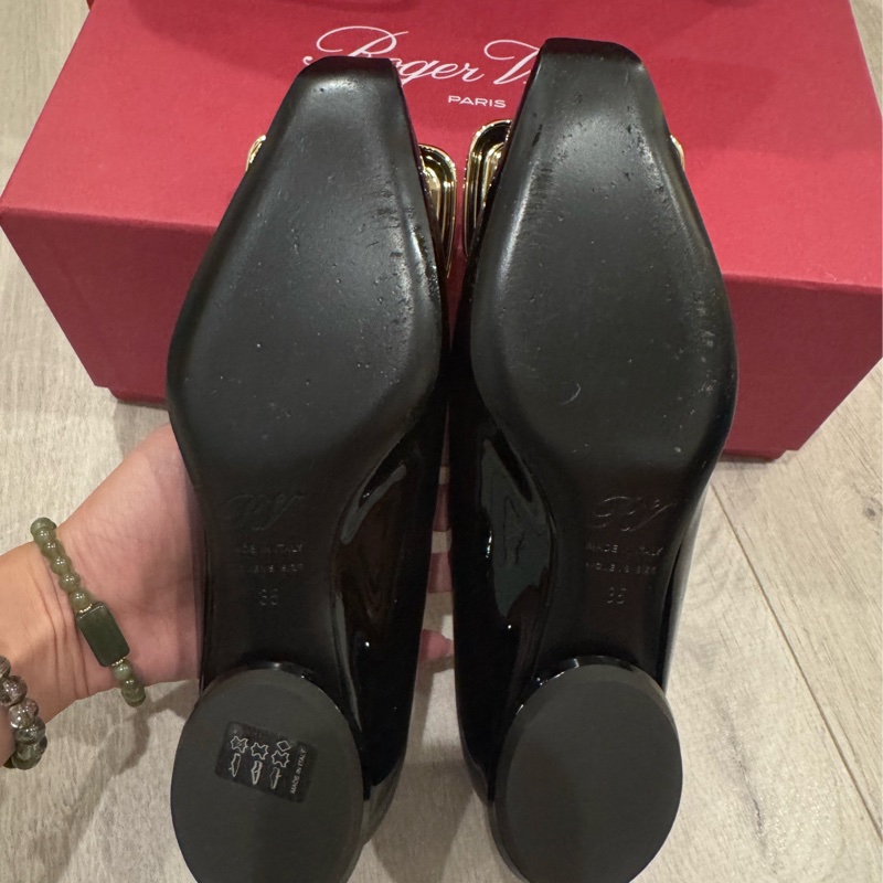 Rv 尖頭低跟鞋 黑色-18