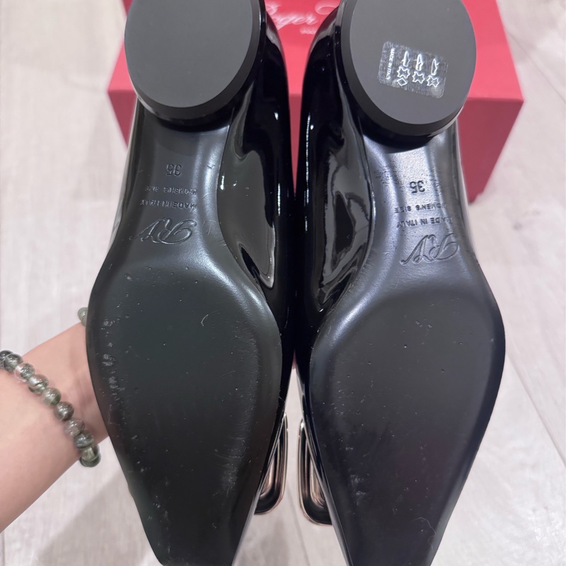 Rv 尖頭低跟鞋 黑色-21