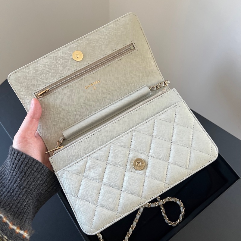 ❀ Chanel 24S 淺灰色WOC雕花扣-8