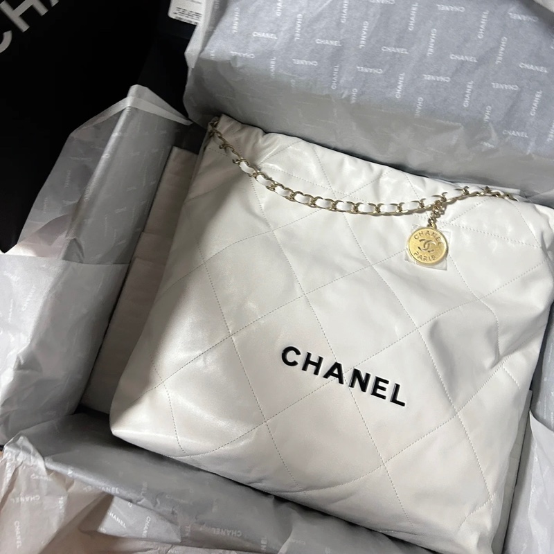 🈶購證#全新帶膜 #櫃上漲到20多萬 香奈兒22bag白金黑字母垃圾袋 小號-0
