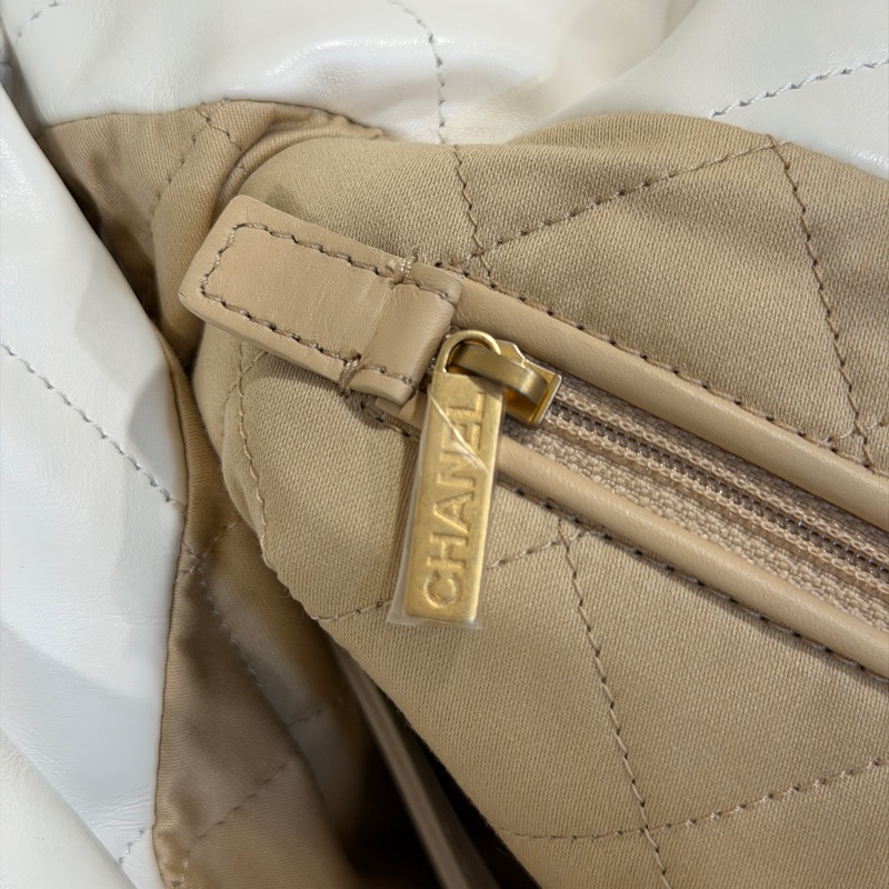 🈶購證#全新帶膜 #櫃上漲到20多萬 香奈兒22bag白金黑字母垃圾袋 小號-17