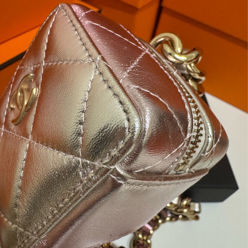 CHANEL 香奈兒秀款小方糖 🍭🍡 櫃價9萬多 全新閒置-6