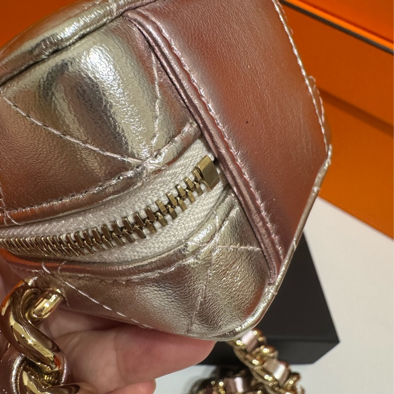 CHANEL 香奈兒秀款小方糖 🍭🍡 櫃價9萬多 全新閒置-7