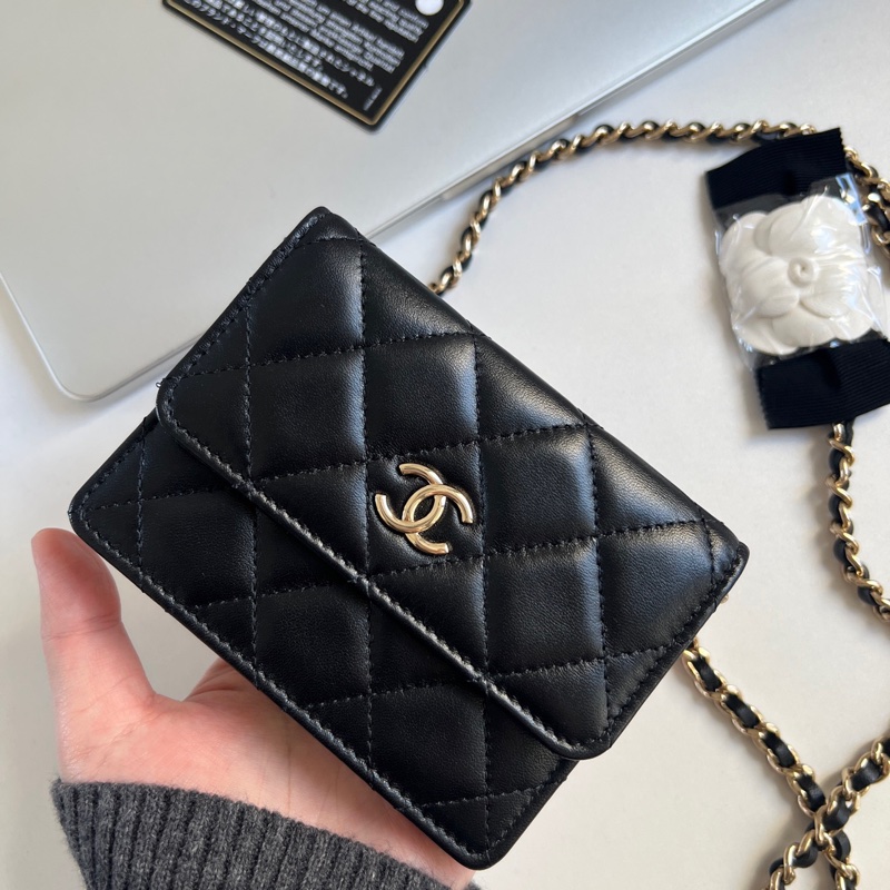 ⟢ Chanel 21s羊皮山茶花肩帶 mini woc-1