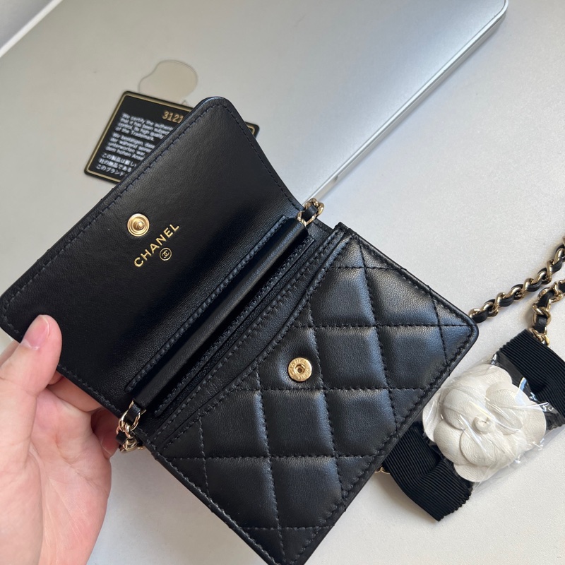⟢ Chanel 21s羊皮山茶花肩帶 mini woc-7
