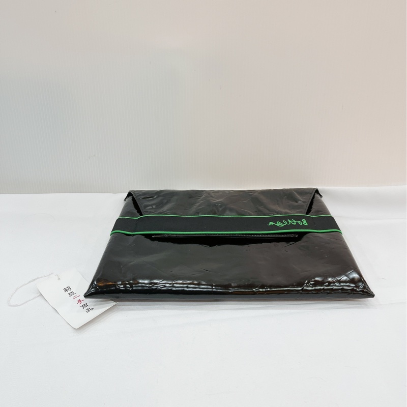 莉亞精品♡BV 701266手拿包 黑綠 二手-5