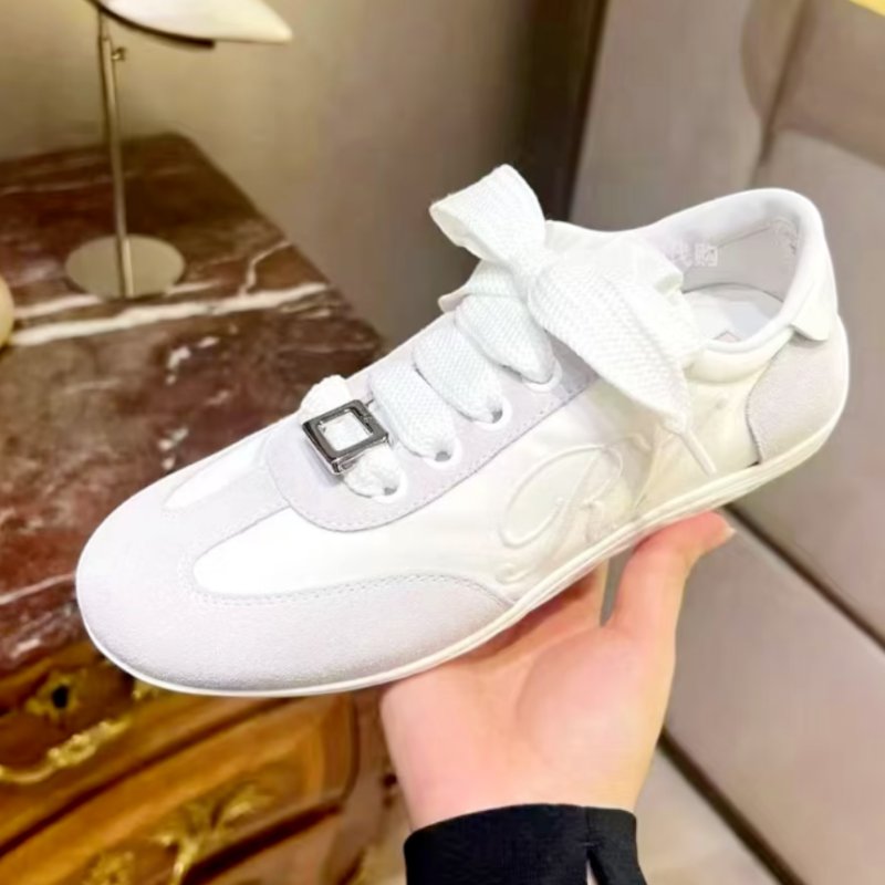 🎊佳節特賣🎁Roger Vivier Viv Low 方釦德訓休閒球鞋 白色 IT36.5/37/37.5/38.5-6