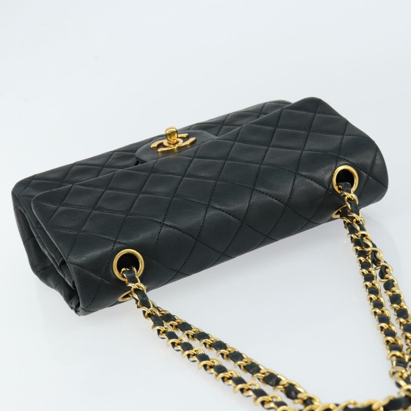 【日本直送】香奈兒 Matelasse 23 鏈條肩背包，羊皮材質，黑色，金色雙C標誌，正品編號 145577AV-5