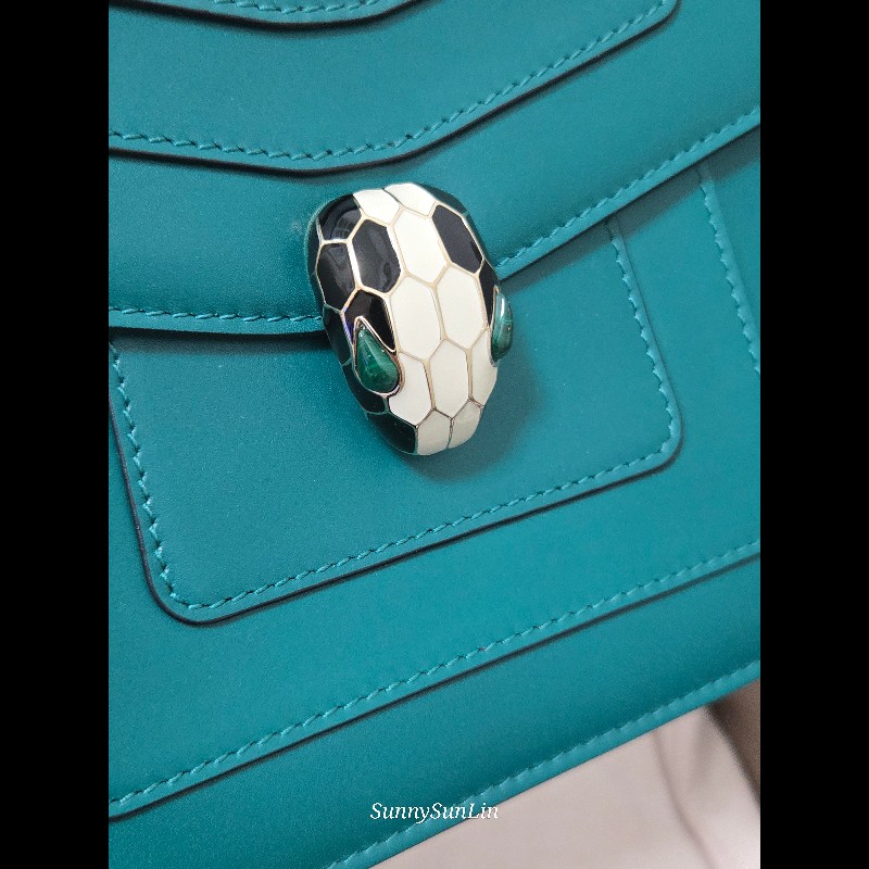 BVLGARI 寶格麗 20cm方形蛇頭包

祖母綠-8