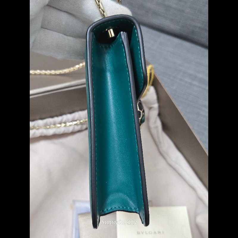 BVLGARI 寶格麗 20cm方形蛇頭包

祖母綠-19