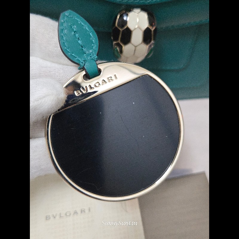 BVLGARI 寶格麗 20cm方形蛇頭包

祖母綠-28