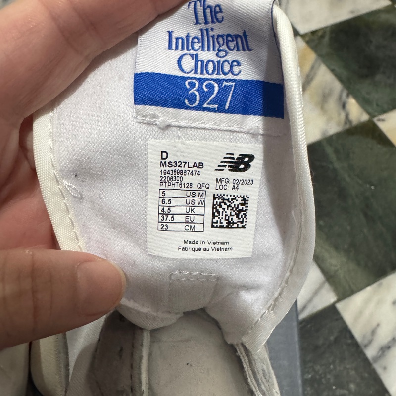 New Balance-MS327LAB-9