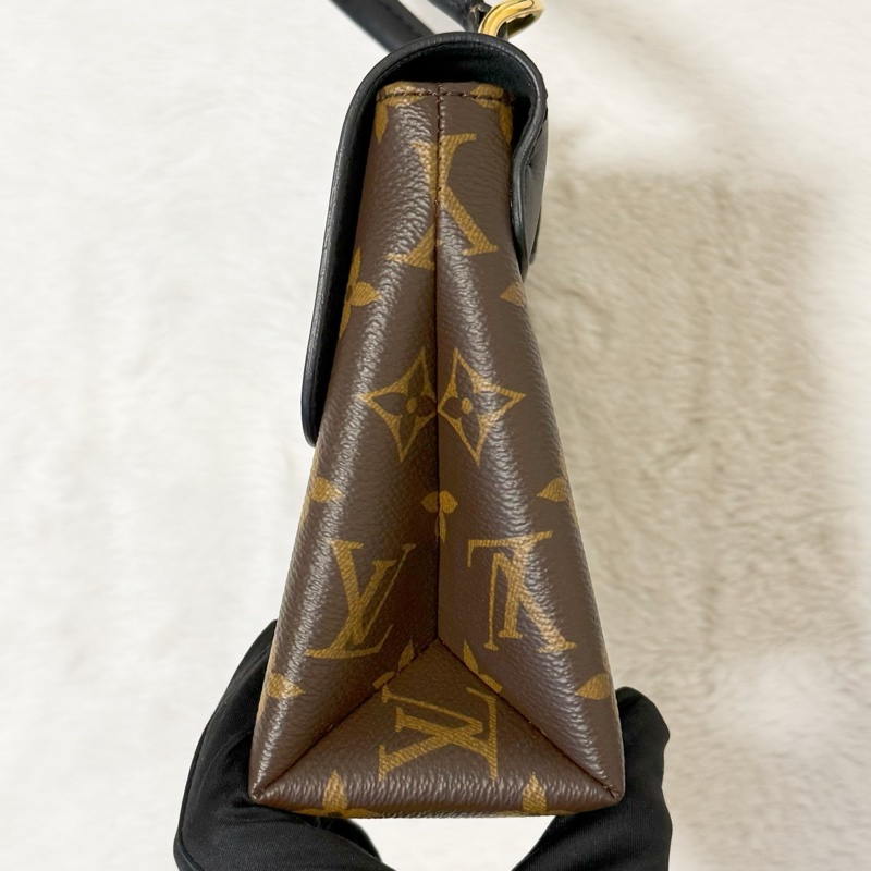 Louis Vuitton LOCKY BB MNG NOIR 黑色-3