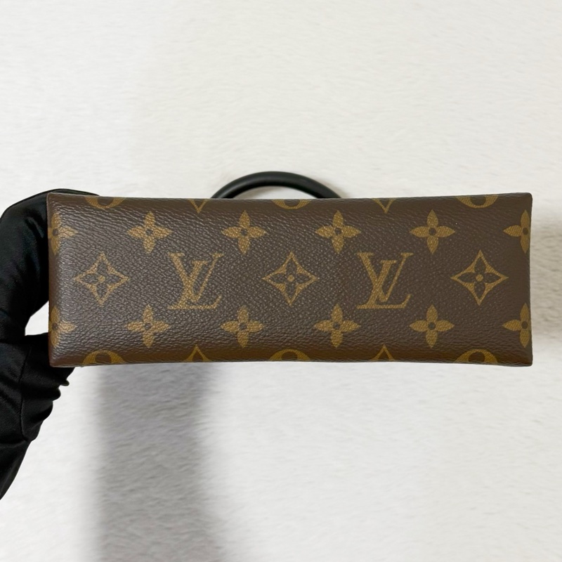 Louis Vuitton LOCKY BB MNG NOIR 黑色-4