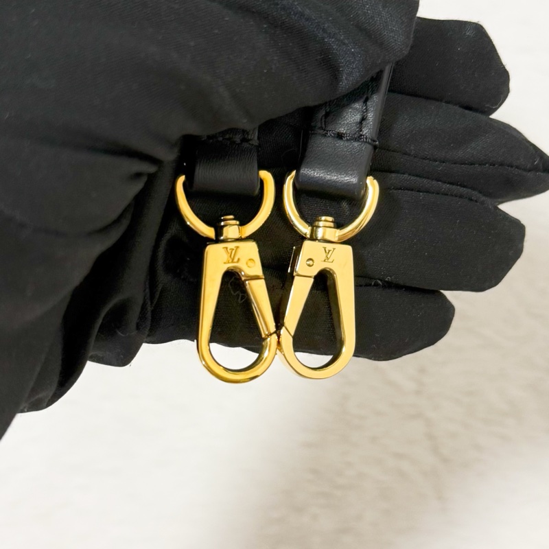 Louis Vuitton LOCKY BB MNG NOIR 黑色-8