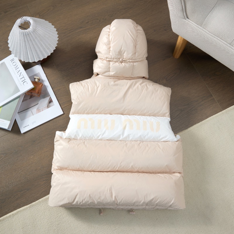 ❤️ MIU MIU 時尚羽絨背心-0