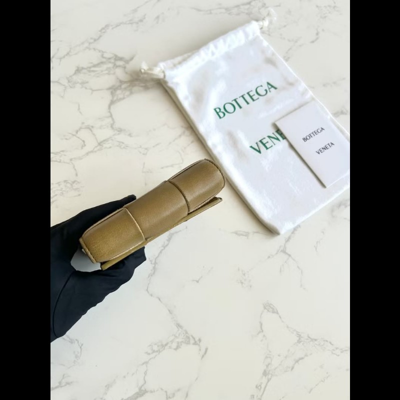 【LA LUNE】Bottega Veneta BV Cassette 短夾 皮夾 錢包 中夾 古董包 二手包-5