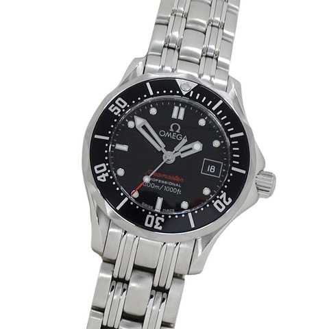 歐米茄海馬系列潛水錶 213.30.28.61.01.001 女士專業300公尺潛水錶，附日期顯示，石英機芯，不鏽鋼錶殼，銀/黑色，拋光處理