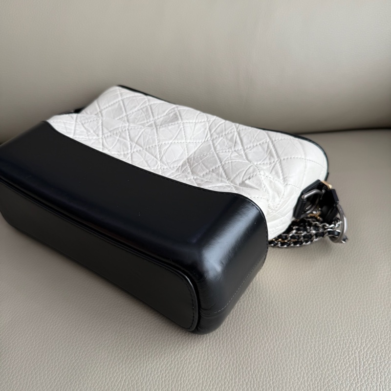 「M.Y精品」 Chanel 小香 白熊貓流浪包 中號 拼色鏈帶流浪包-5