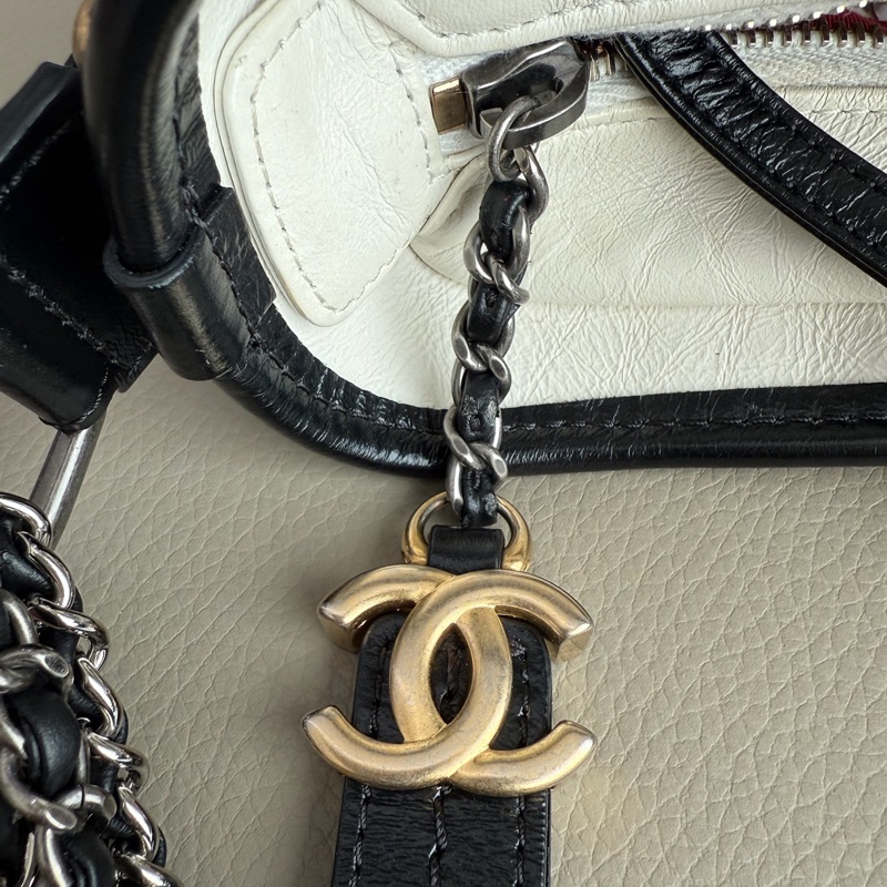 「M.Y精品」 Chanel 小香 白熊貓流浪包 中號 拼色鏈帶流浪包-9