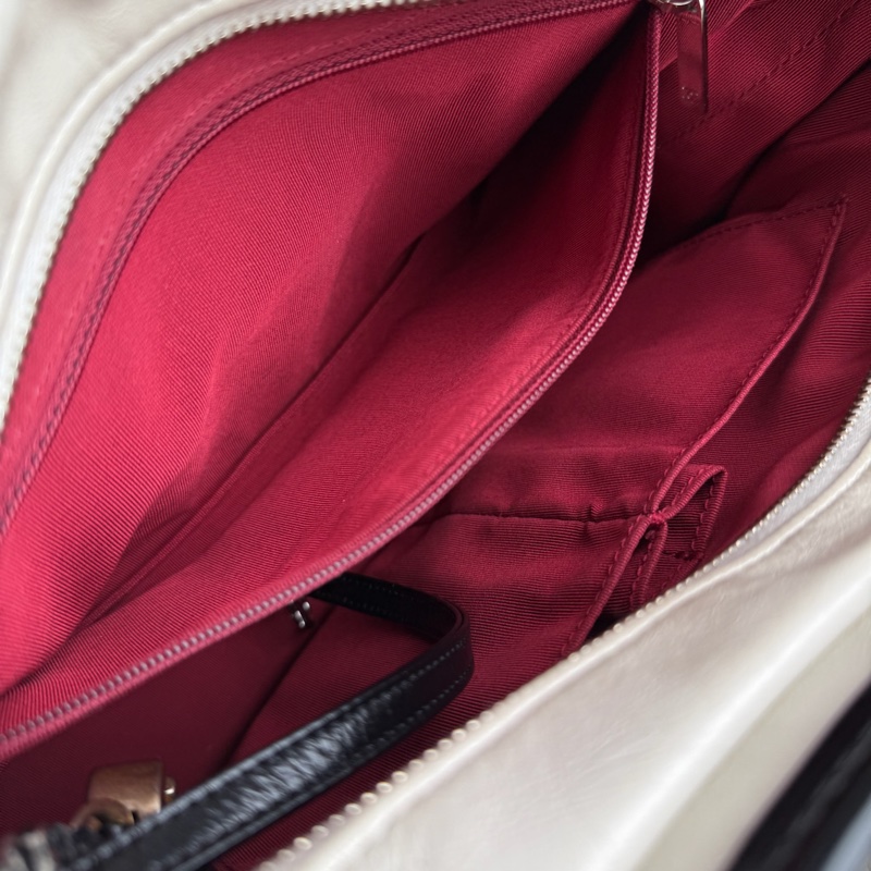 「M.Y精品」 Chanel 小香 白熊貓流浪包 中號 拼色鏈帶流浪包-13