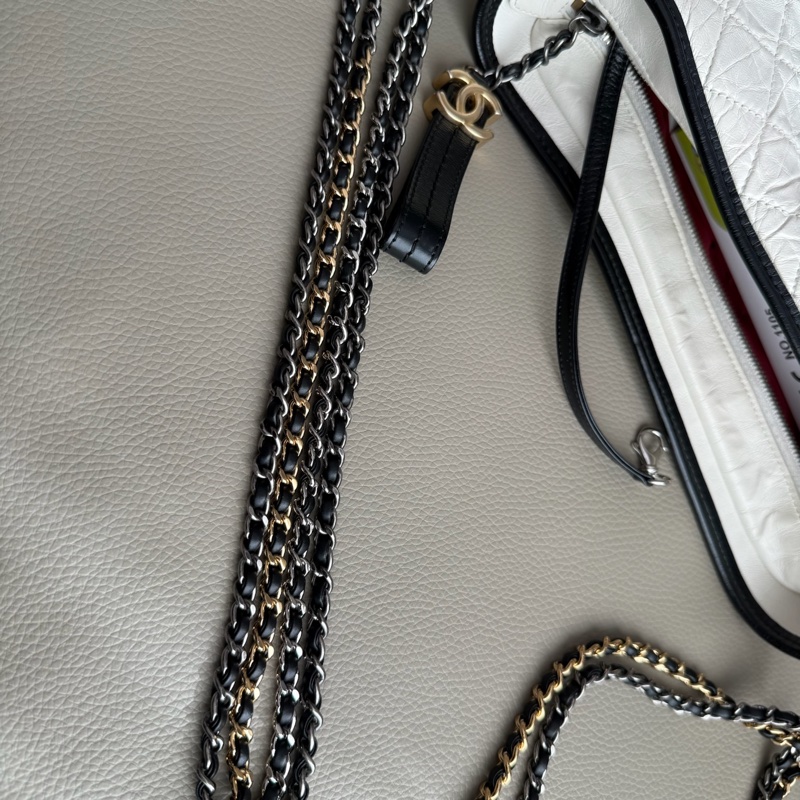 「M.Y精品」 Chanel 小香 白熊貓流浪包 中號 拼色鏈帶流浪包-19