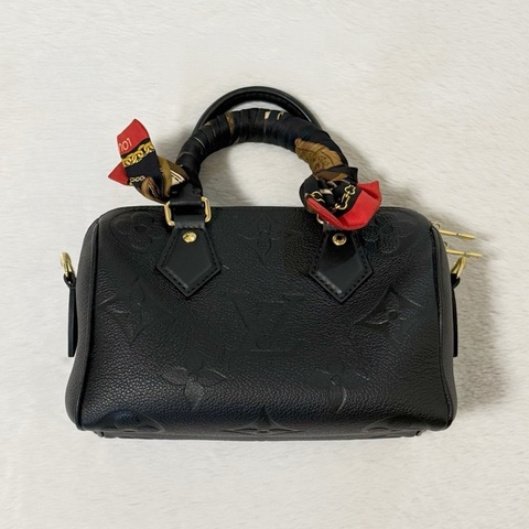 Louis Vuitton Speedy 20 黑色 （含LV長絲巾)
