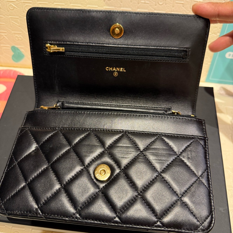 CHANEL CLAASIC WOC-17