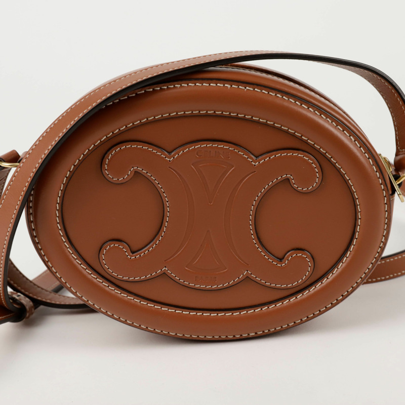 CELINE Triomphe Oval Pulse 斜背包 10I703DPQ-1