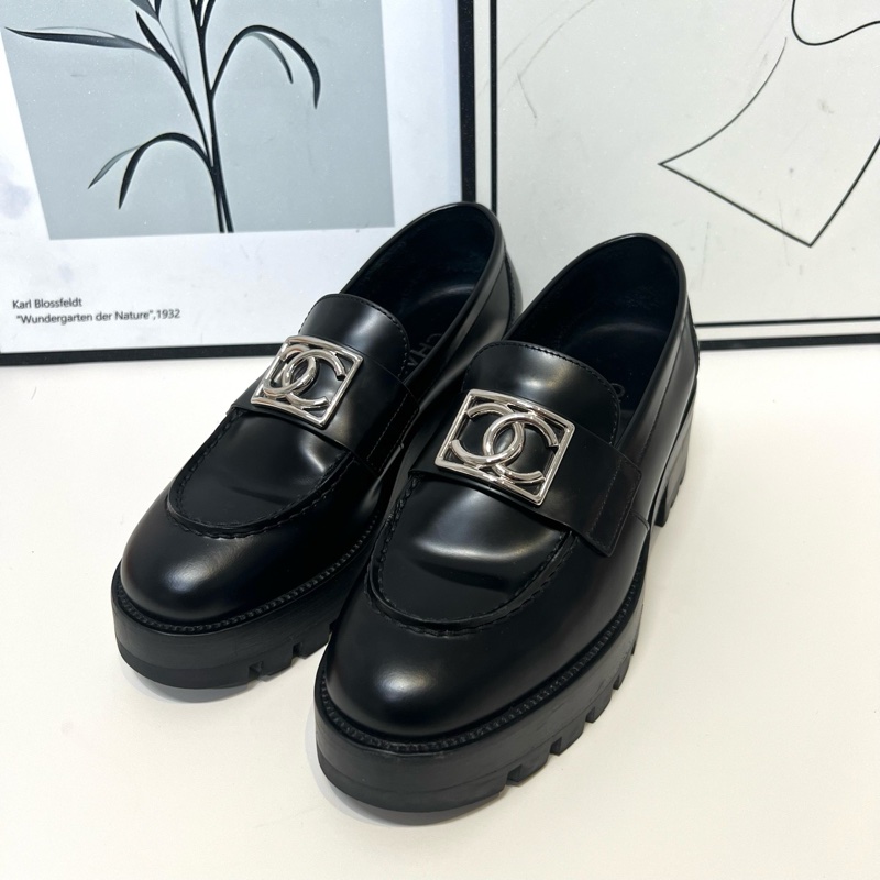 97新Chanel香奈兒樂福鞋銀色雙C金屬扣設計36 碼-10