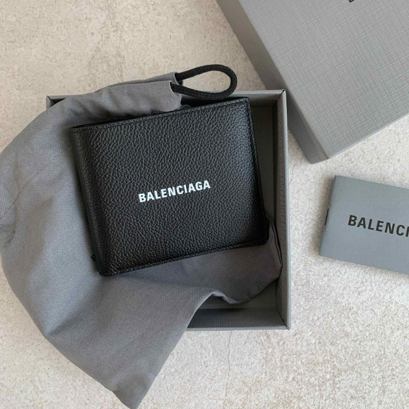 Balenciaga 巴黎世家 經典標誌白字LOGO牛皮短夾(黑)-1