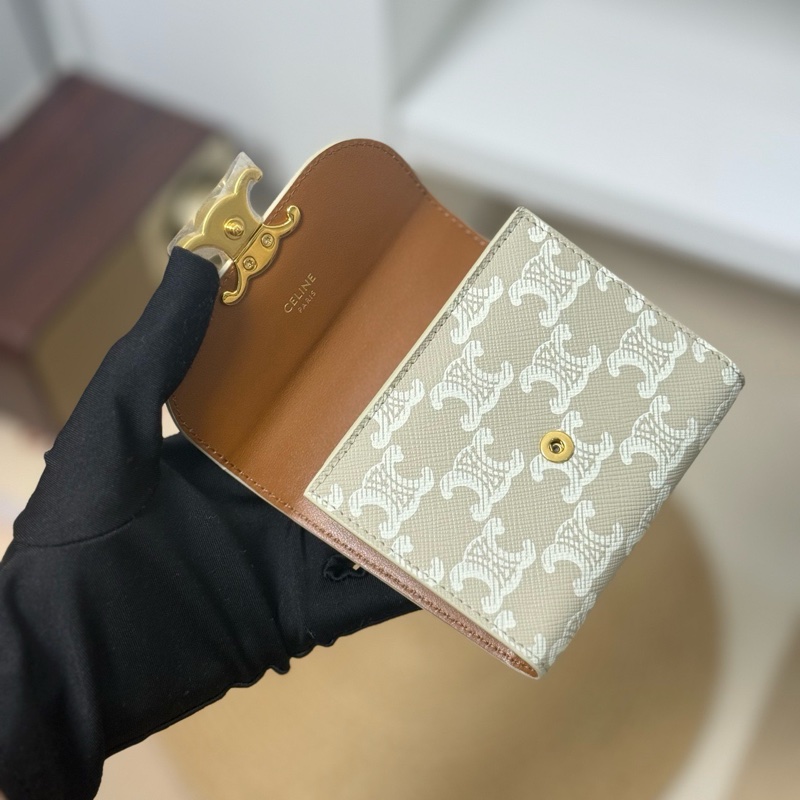 Celine奶茶色錢包-8