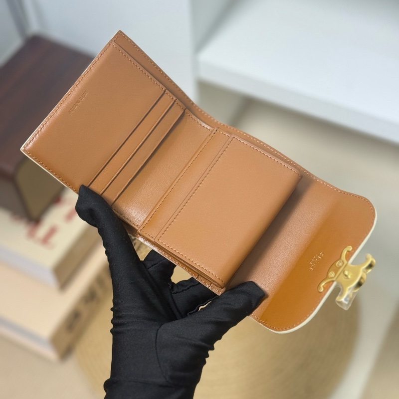 Celine奶茶色錢包-14