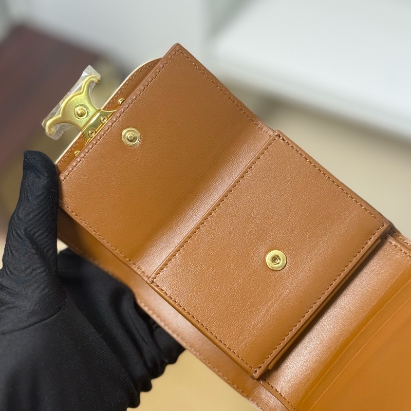 Celine奶茶色錢包-16