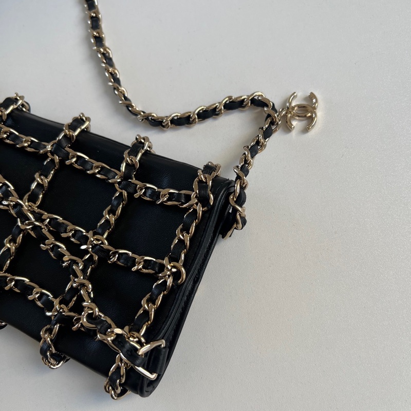 ✨Chanel 黑金穿鏈手機包 鏈條超美淡金色 有卡-3