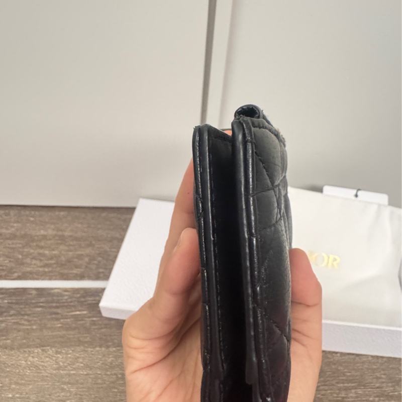 Dior Caro Dahlia 九五新短夾錢包 黑色柔軟 Cannage 籐格紋小牛皮-7