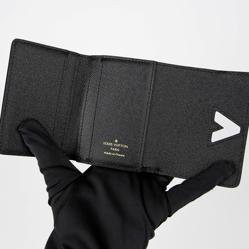 LOUIS VUITTON M80691 Twist XS Epi錢包-7