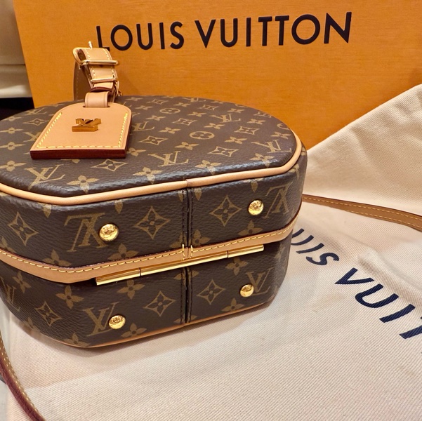 (9.9成新)LOUIS VUITTON Petite BofteChapeau 硬殼帽子盒圓餅包 M43514肩背手提包-12