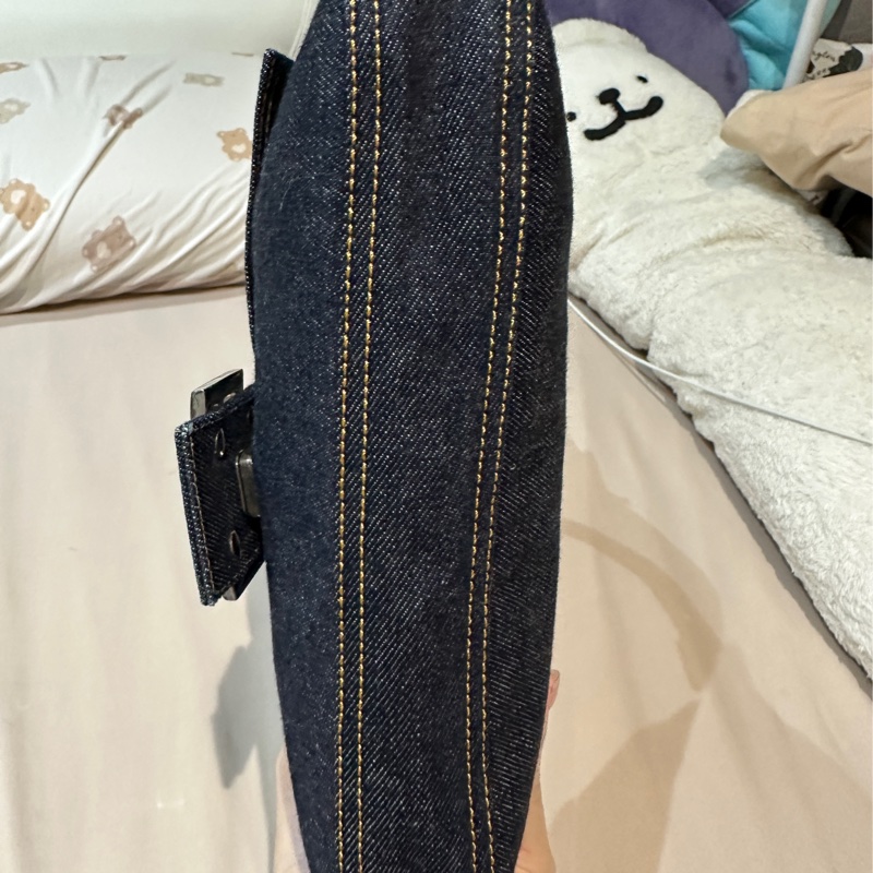 Fendi Baguette丹寧法棍包-8